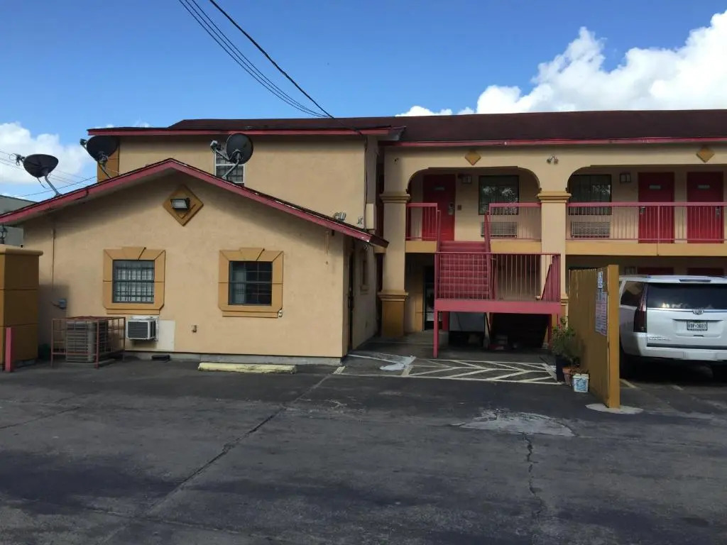Regency Inn and Suites