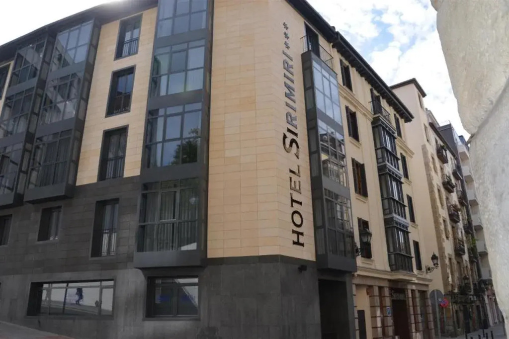 Hotel Silken Sirimiri