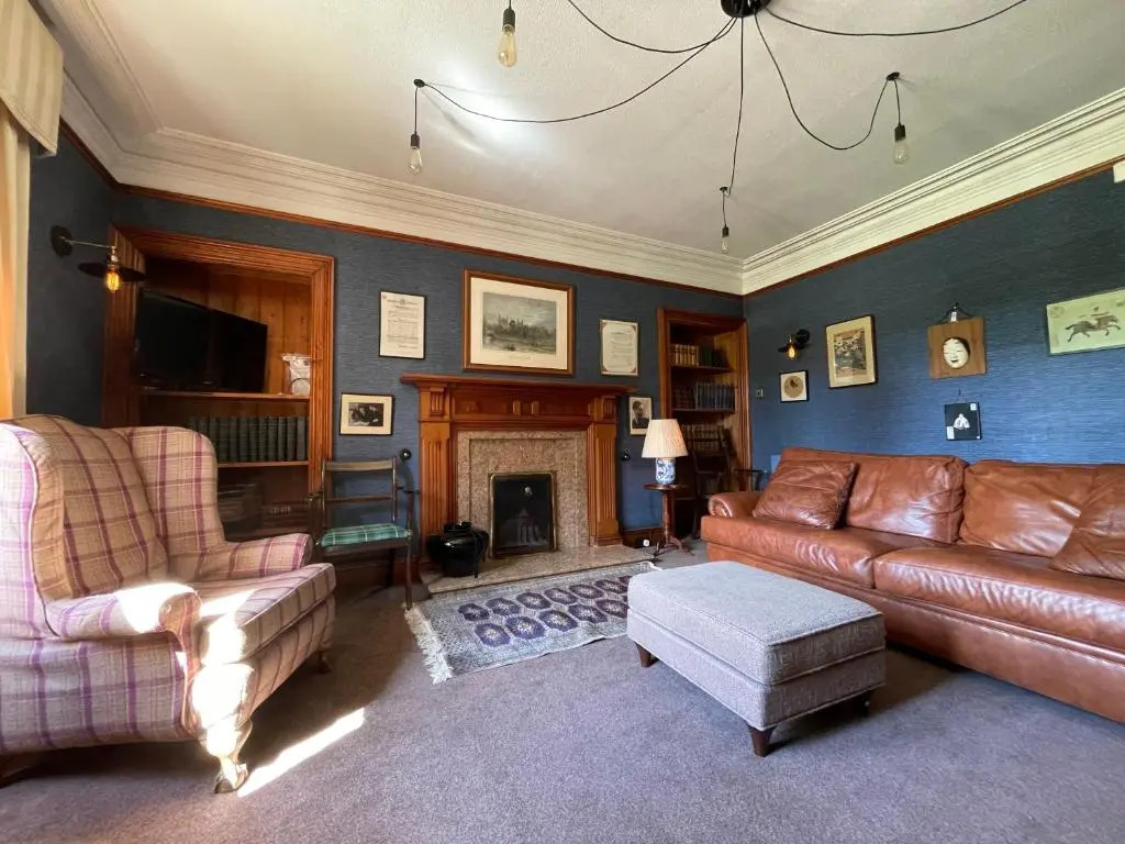 Allan House