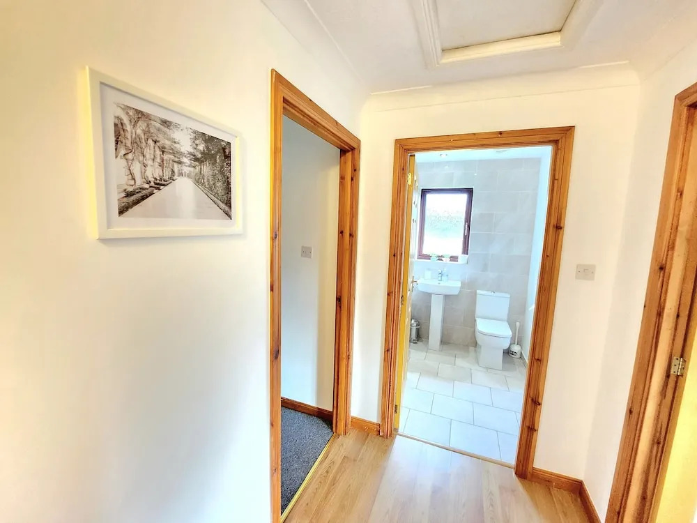 Boutique 4-Bed Home in Inverness