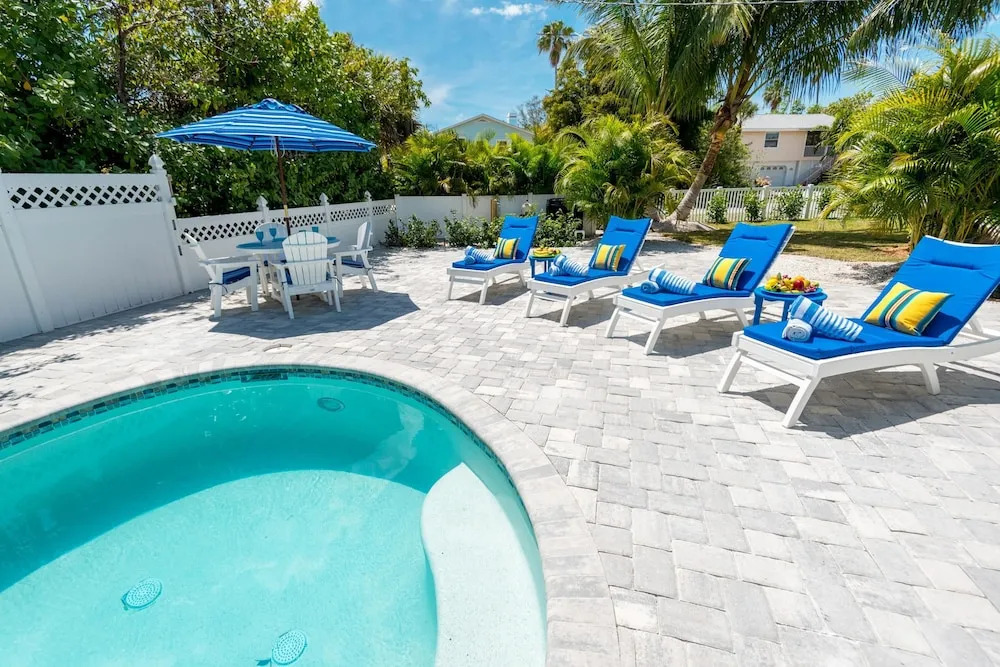 Summer Breeze Apartment 5