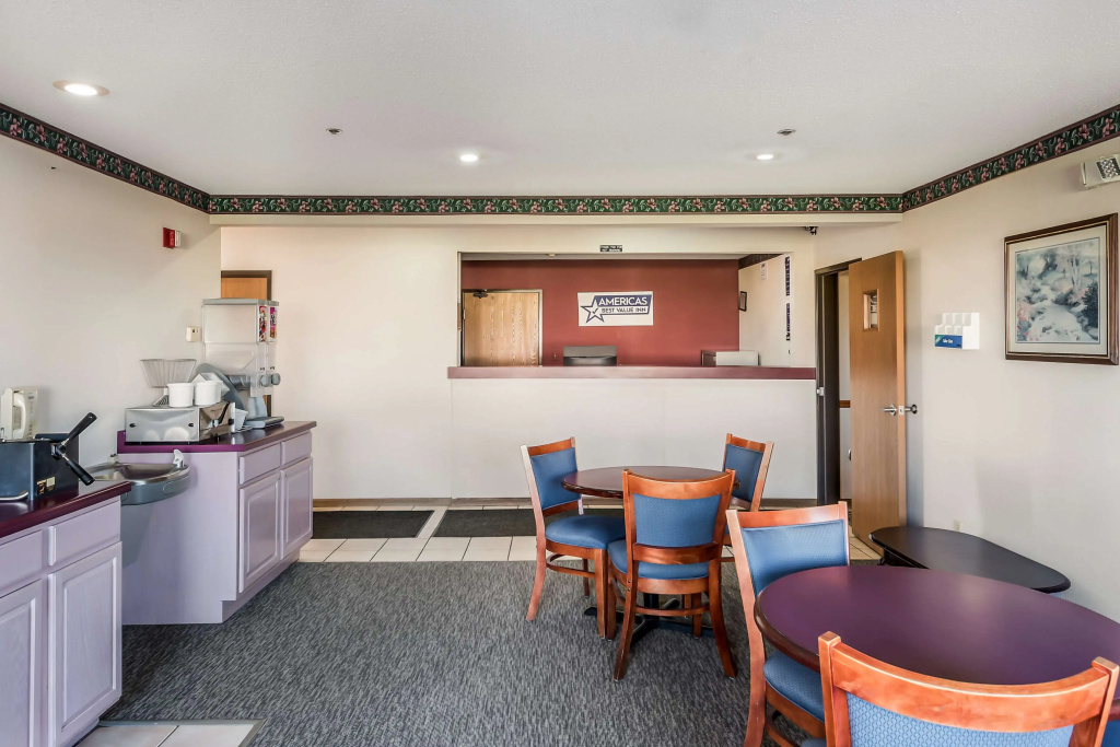 Americas Best Value Inn-Wenona