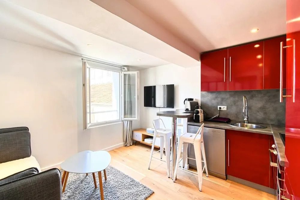 Beautiful 2 Rooms 4p Near From the Palais