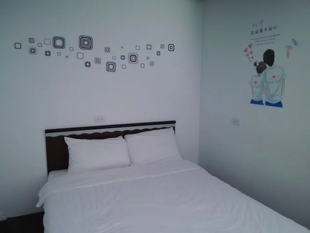 Caitlyn Hostel II
