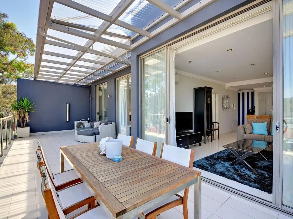 Aura Unit 12 - Shoal Bay