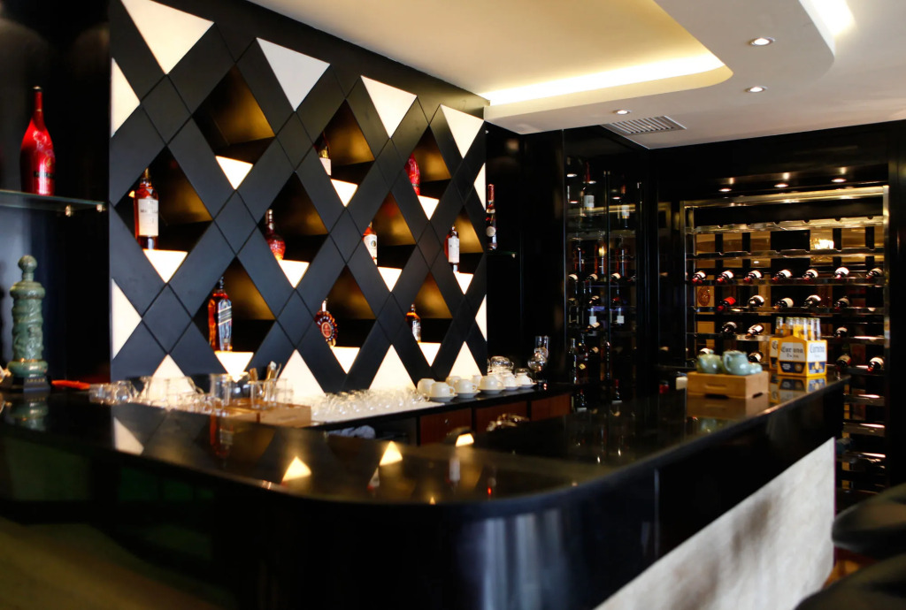 Seventh Heaven Hotel