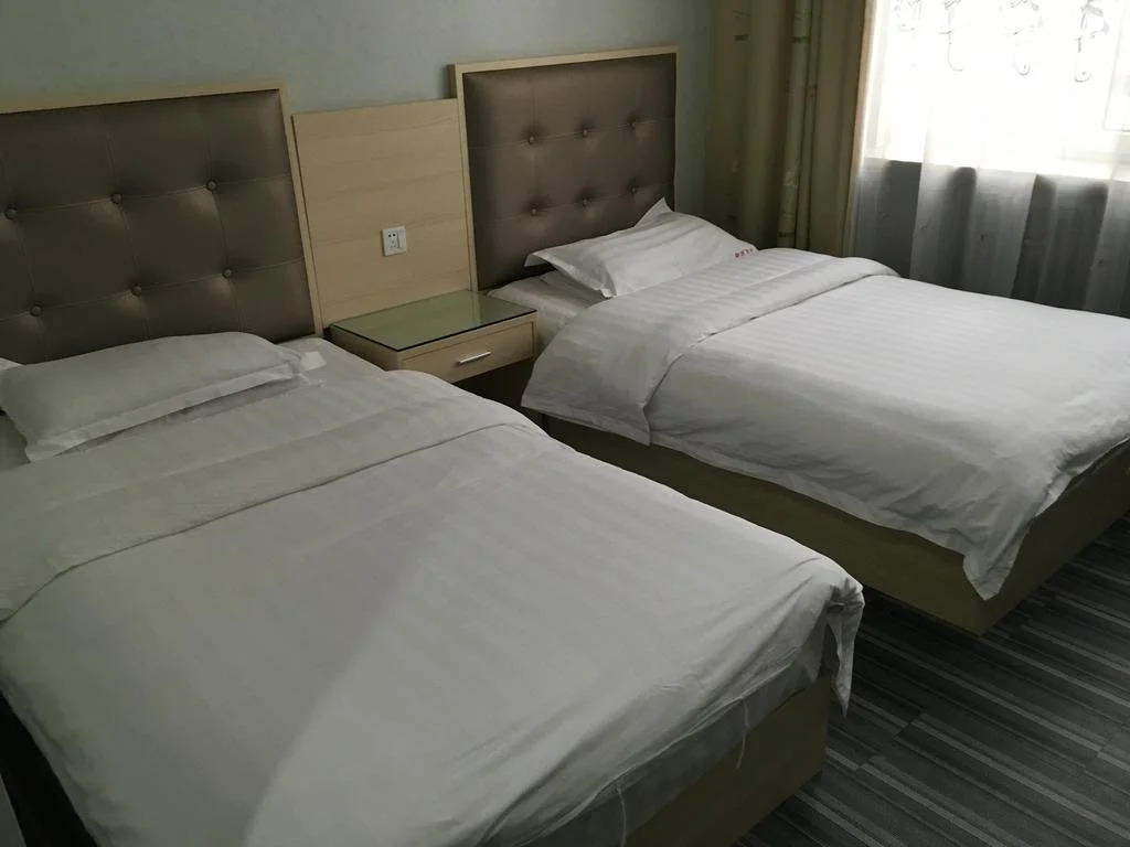 Chifeng Quanyou Inn