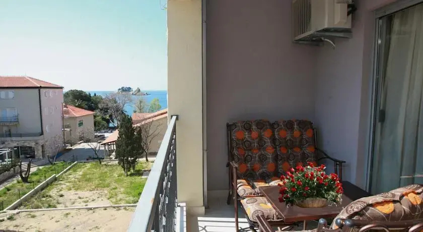 Volvox Apartment