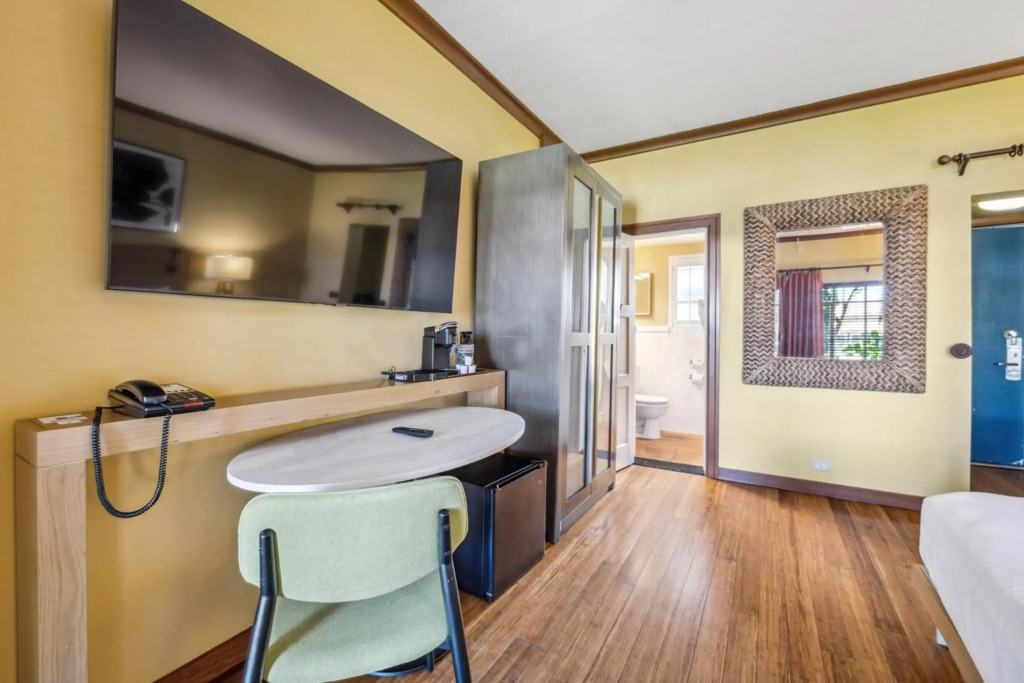 Inn Marin and Suites, an Ascend Collection Hotel