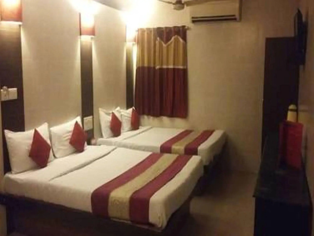 Golden Hotel