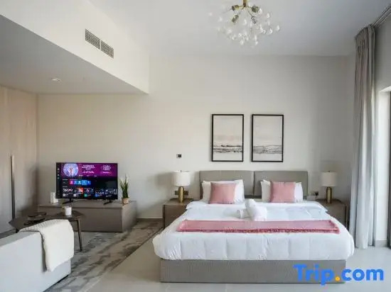 Yas Island Studio, Near F1, Waterpark/Ferrari View