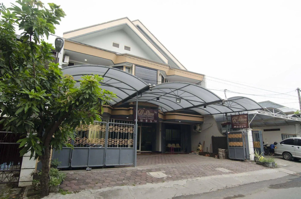 RedDoorz Raya Ngagel