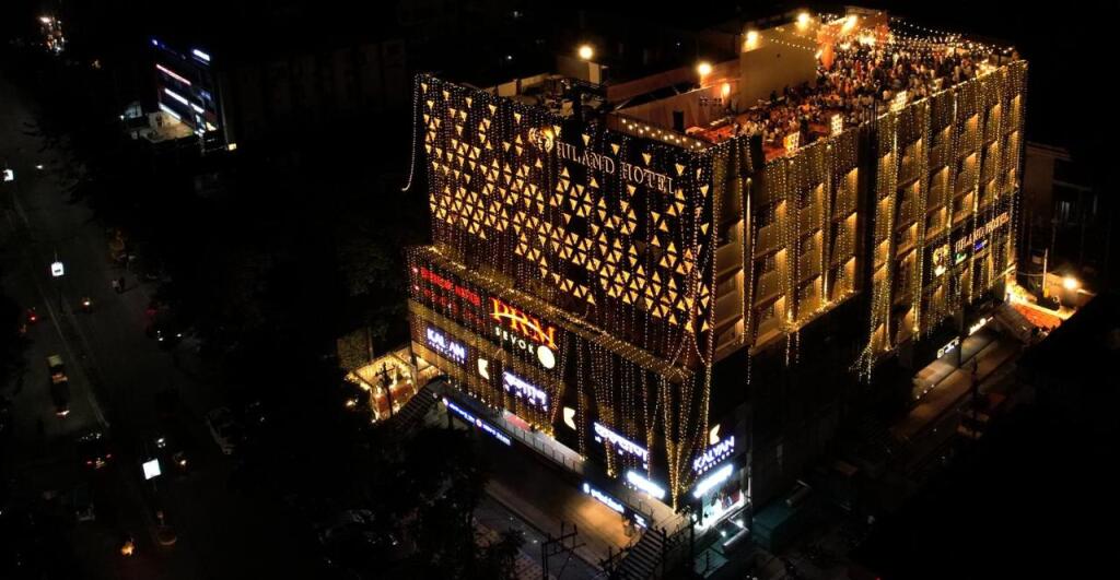 Hiland Hotel