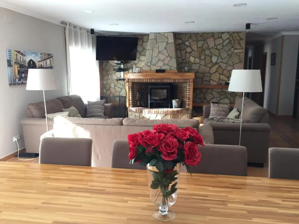 Vivalidays Villa Kiros
