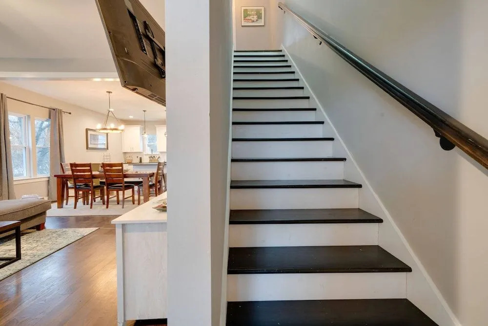 East Modern Home