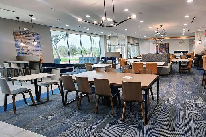 Execustay Amli South Shore