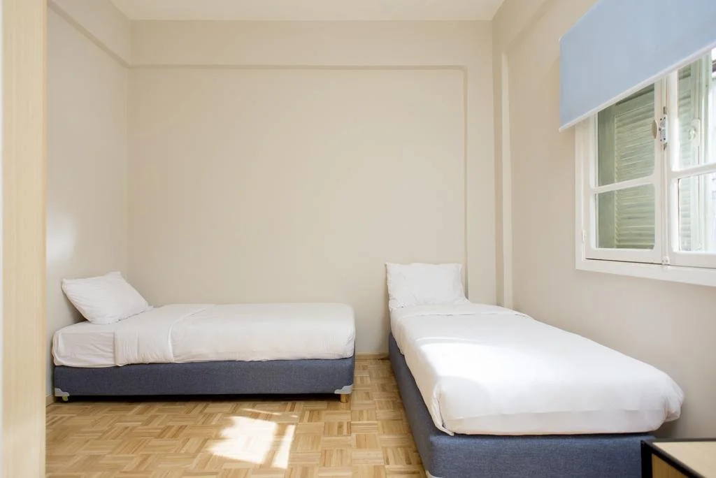 The Grand Meshmosh Hotel