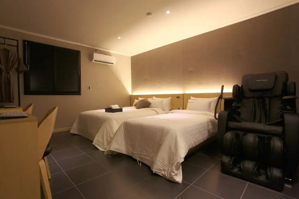 Regent Inn Hotel