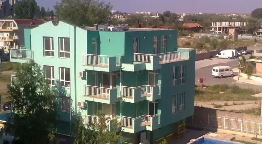 Apartments in Green Homes