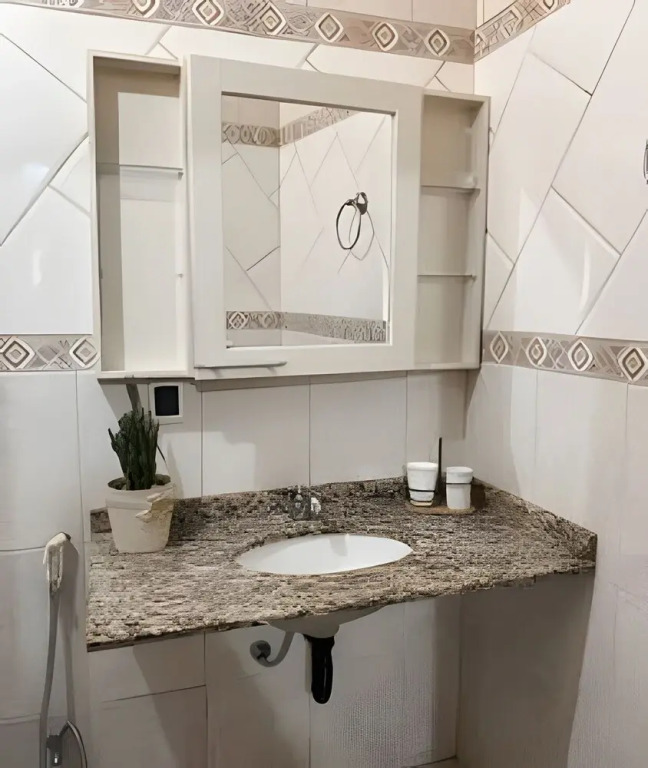 Casa 3 suites 1 quarto piscina AC 10 Hos
