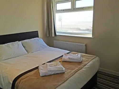 Sunny Days Hotel