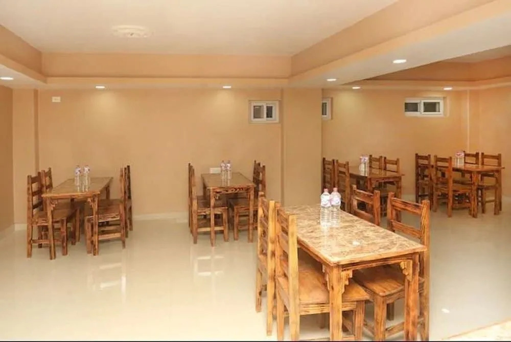 Oyo 714 Hotel Om