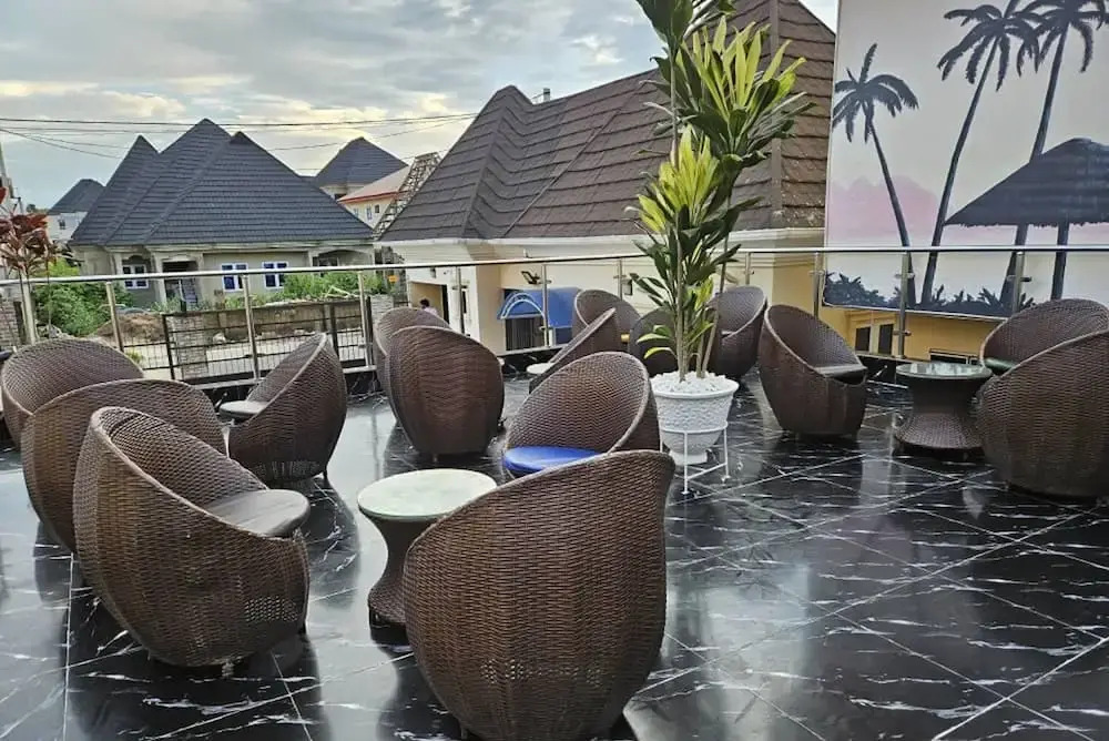 AA Hotel and Apartment