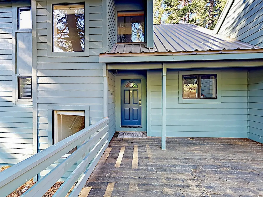 13784 Truckee - 4 Bedroom Home