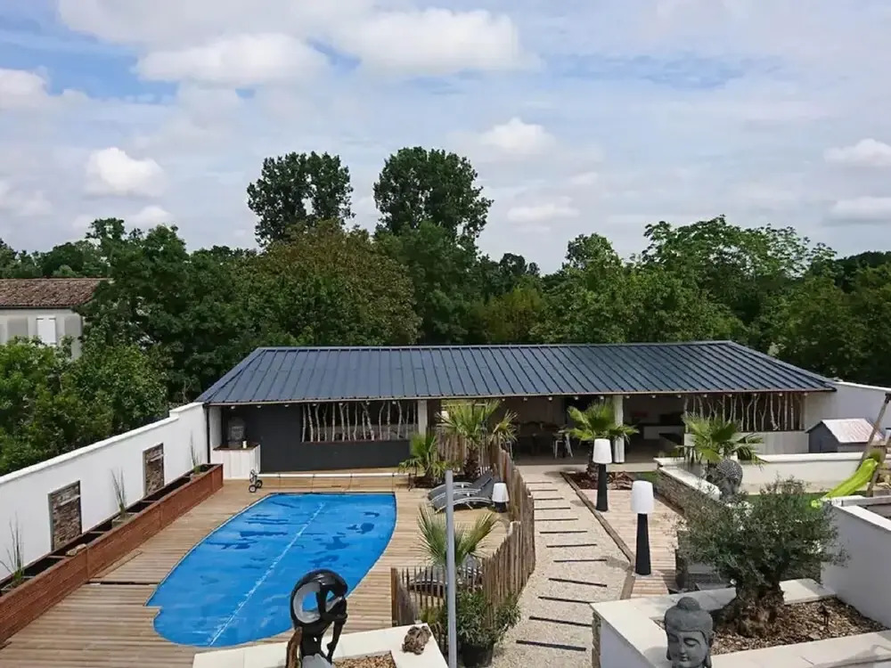 Magnificent Villa in Nuaille-d'aunis With Wellness