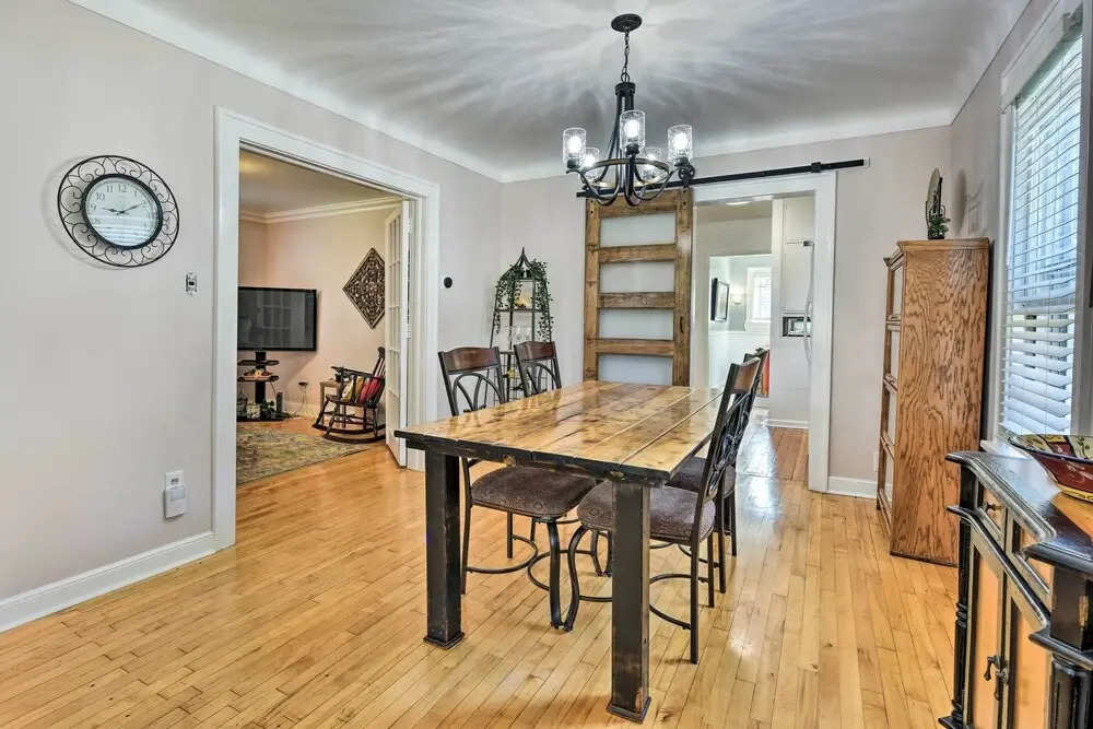 Bright Minneapolis Home: 2 Mi to Minnehaha Falls!
