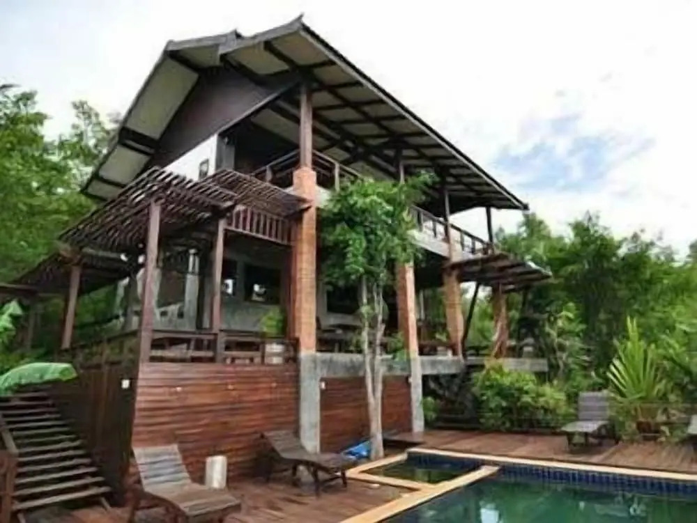 Haad Salad Villa