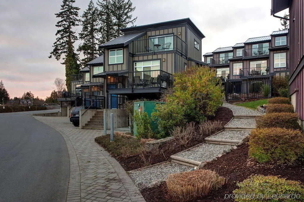 Sooke Harbour Resort & Marina