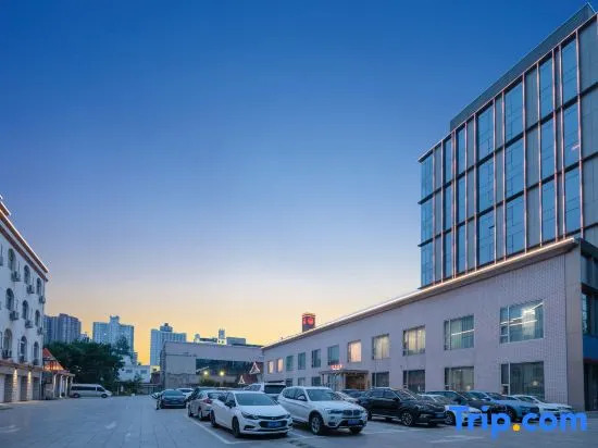 Starlight International Hotel