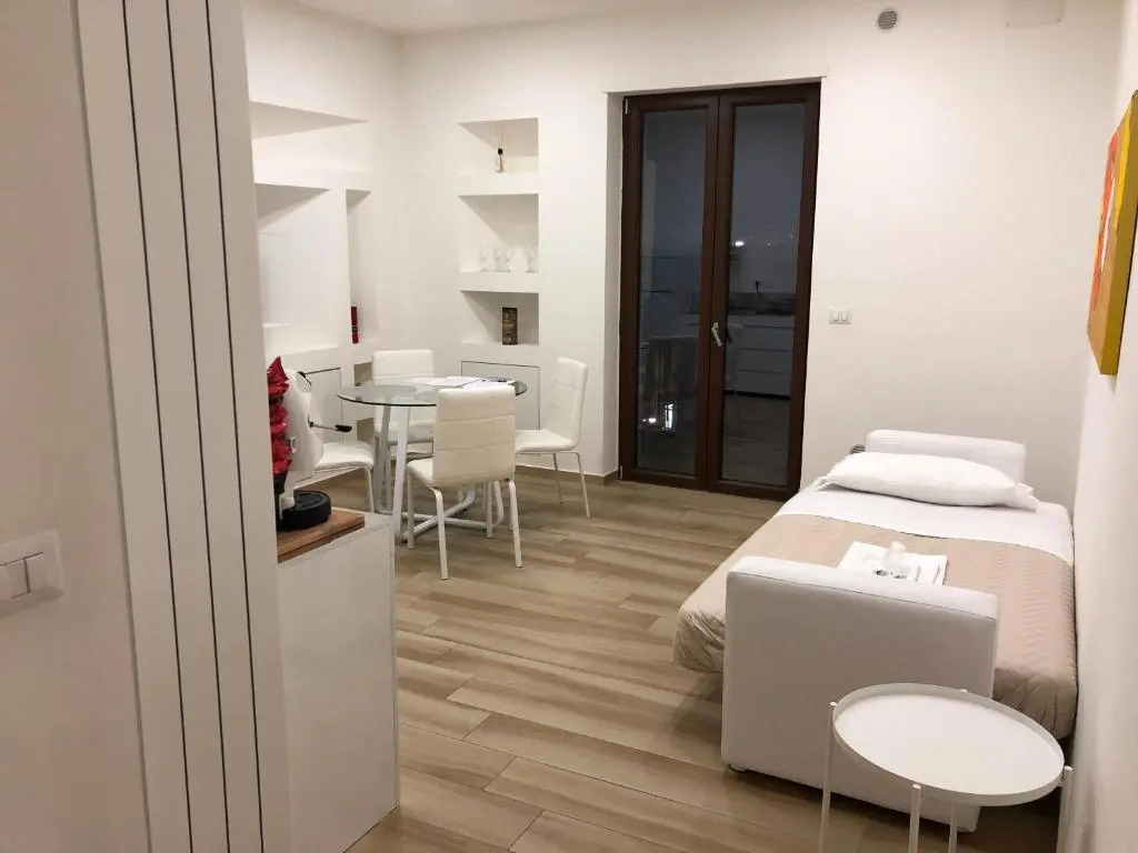 LOFT12 - Luxury Apt.