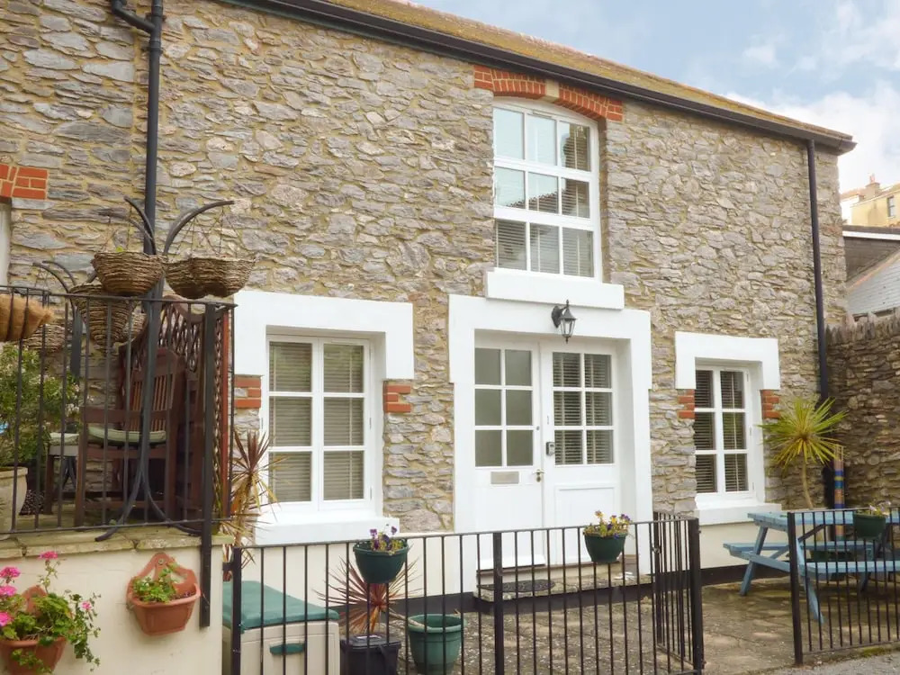 1 Old Mill Court