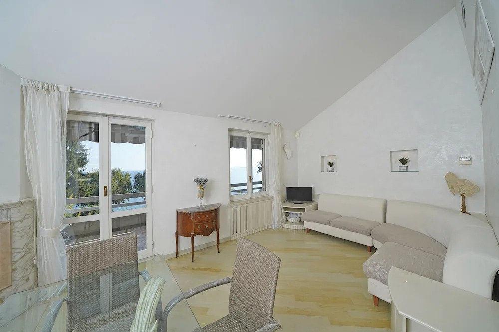 Il Melagrano A12 by Wonderful Italy