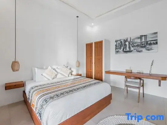 The R Villa Swantika
