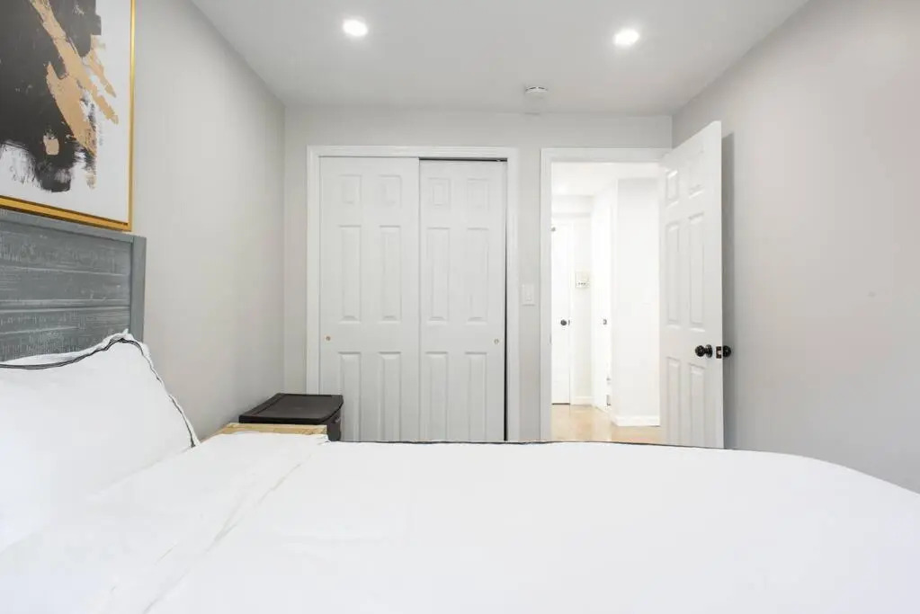 350-2a Prime Gramercy Newly Renovated 1BR Sleeps 4