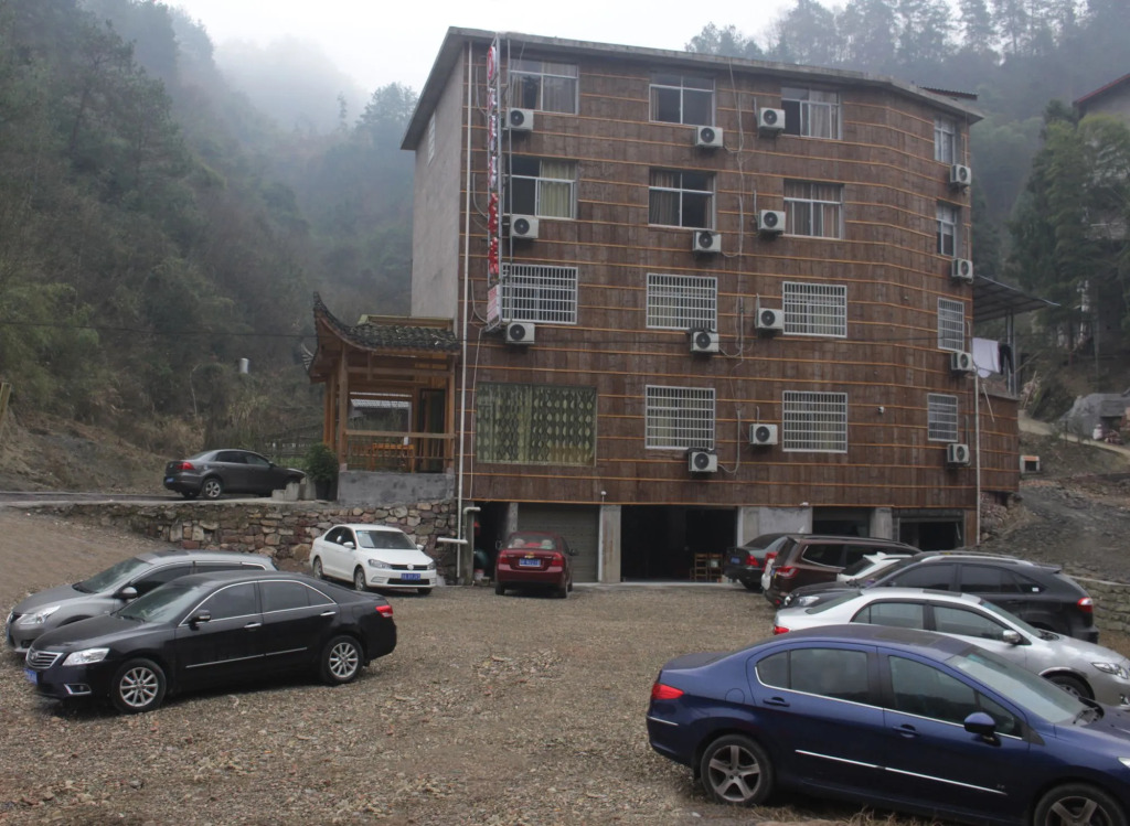 Red Apple Inn