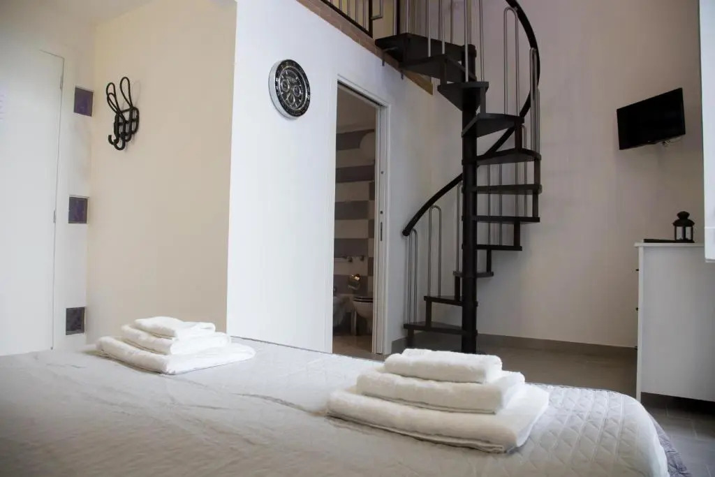 Vesuvius Luxury Suites
