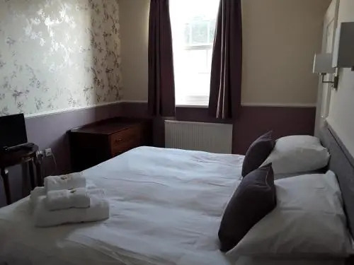 Phoenix Court Hotel