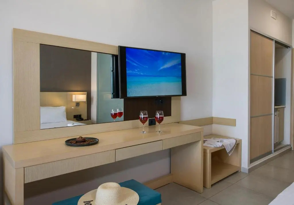 Marika Beach Hotel