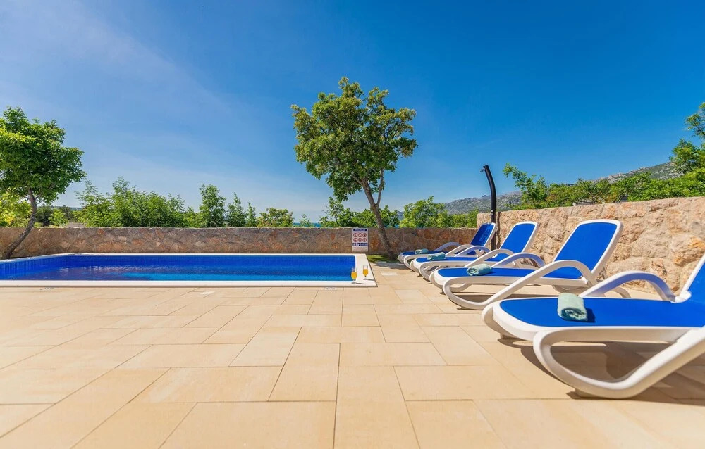 Gorgeous Home In Rovanjska