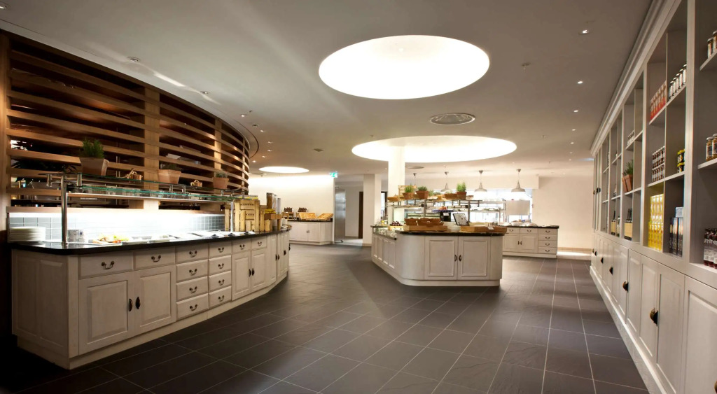 Hilton London Heathrow Airport Terminal 5