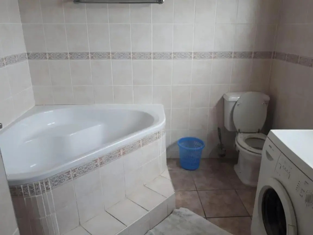 Apartment 6, Protea Apartments,135 Marine Drive Margate