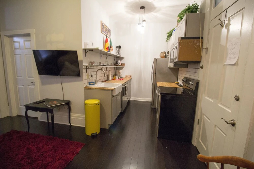216 E 8th St.  Apartment 1