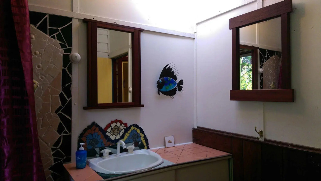 Black Cockatoo Lodge
