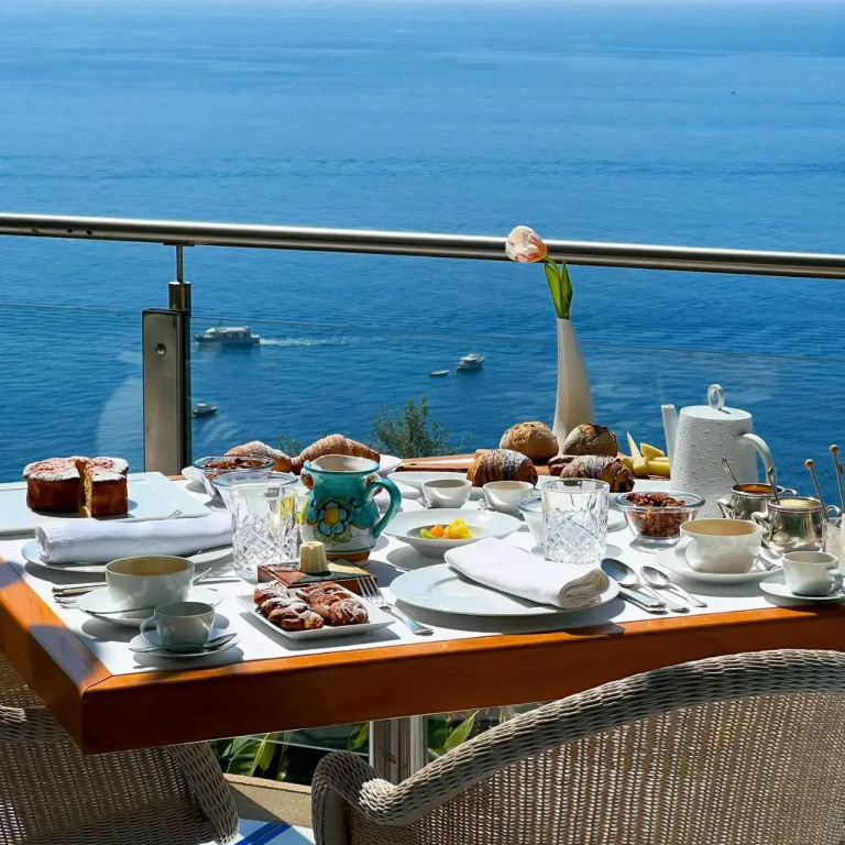 Quattro Passi Relais