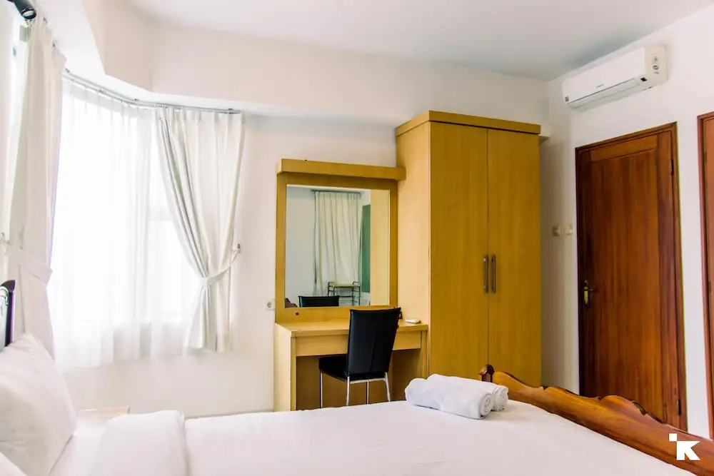 Elegant 2Br With Extra Room Apartment At Sudirman Tower Condominium