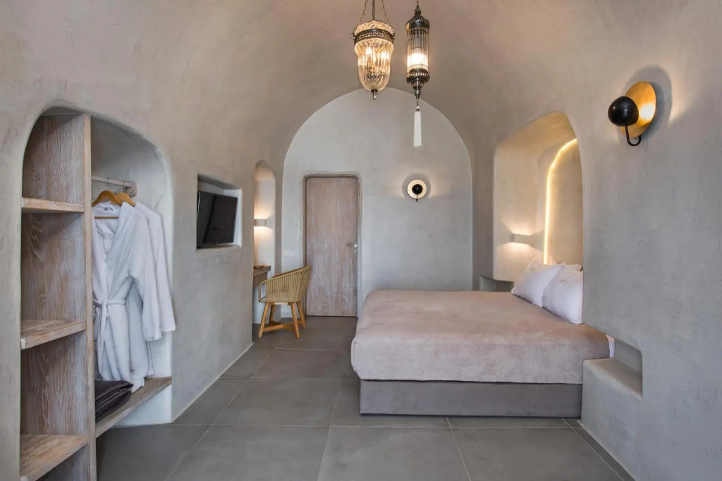 Athina Luxury Suites